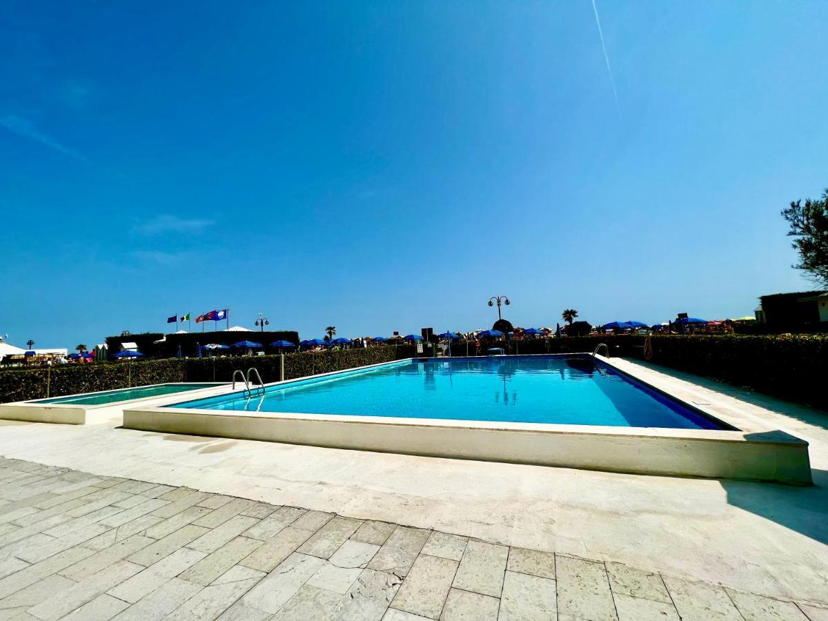 Blue Moon Penthouse Apartamento Lido di Jesolo Exterior foto